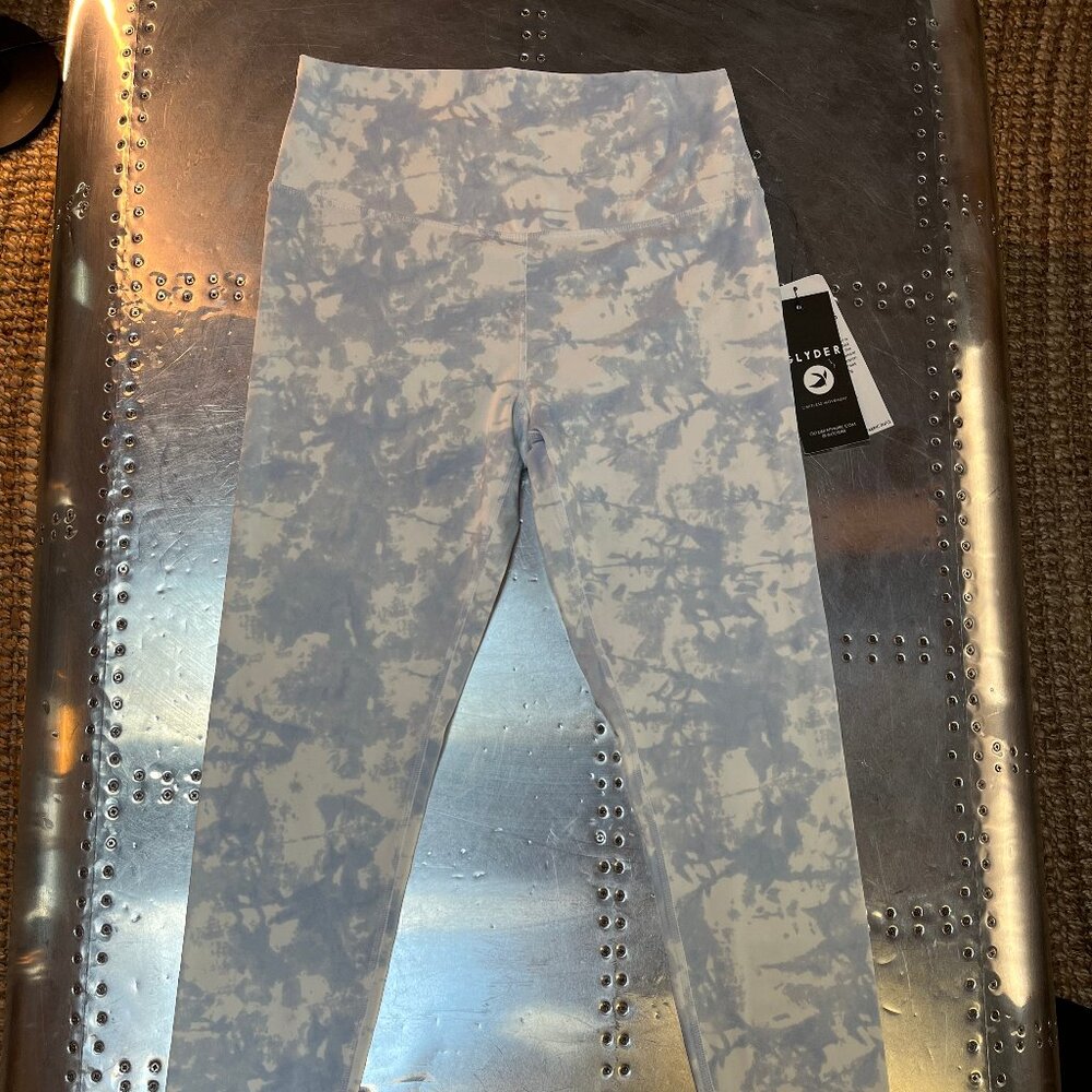 Glyder Legging Womens size Medium Sultry Legging Blue Tie Dye M NWT